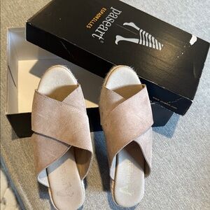 Peasant Women's Tan Espadrille Sandals